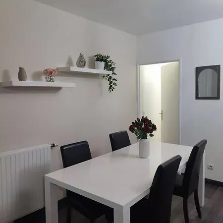 Grand T2 Avec Jardin Et Parking Proche Paris Et Orly Apartment Exterior photo